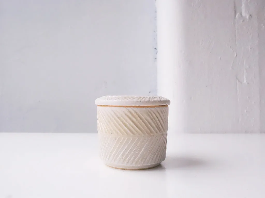 Feather Patterned Pot with Lid by Mishio Suzuki