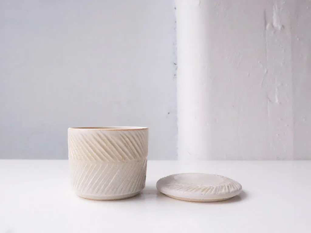 Feather Patterned Pot with Lid by Mishio Suzuki