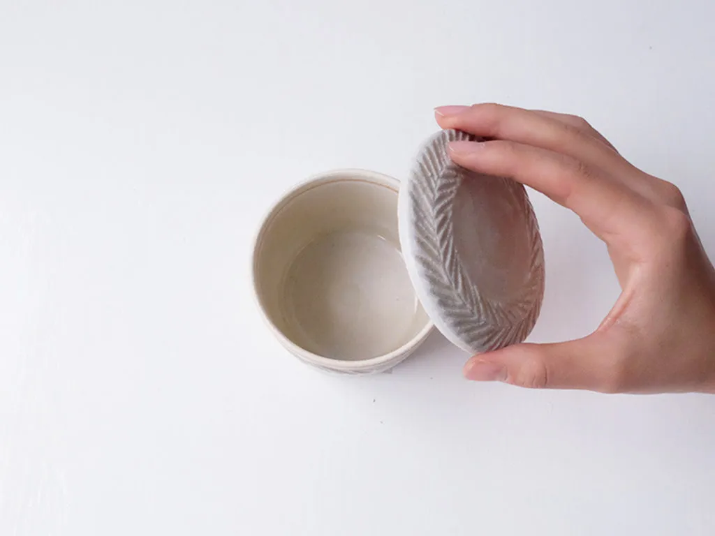 Feather Patterned Pot with Lid by Mishio Suzuki