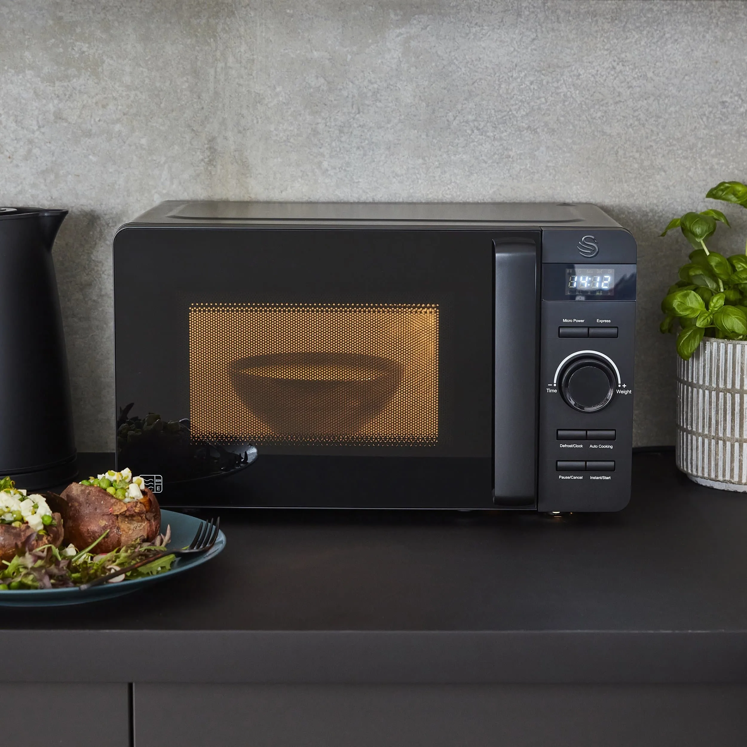 Swan Stealth 20L Digital Microwave Black